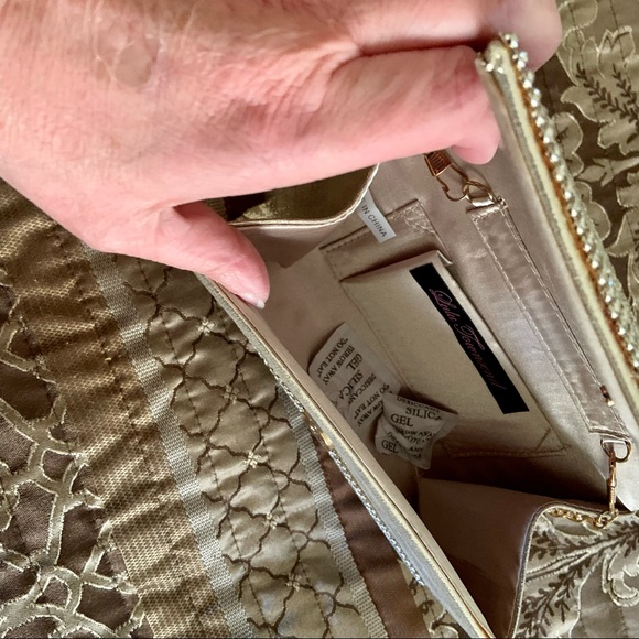 Diamanté Evening Clutch with shoulder chain - Picture 3 of 11